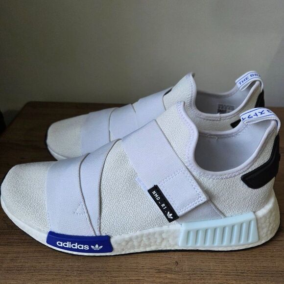 NWOB ADIDAS WHITE NMD - R1 THE BRAND WITH 3 STRIPES WOMENS SHOES SIZE 10 - Picture 3 of 16